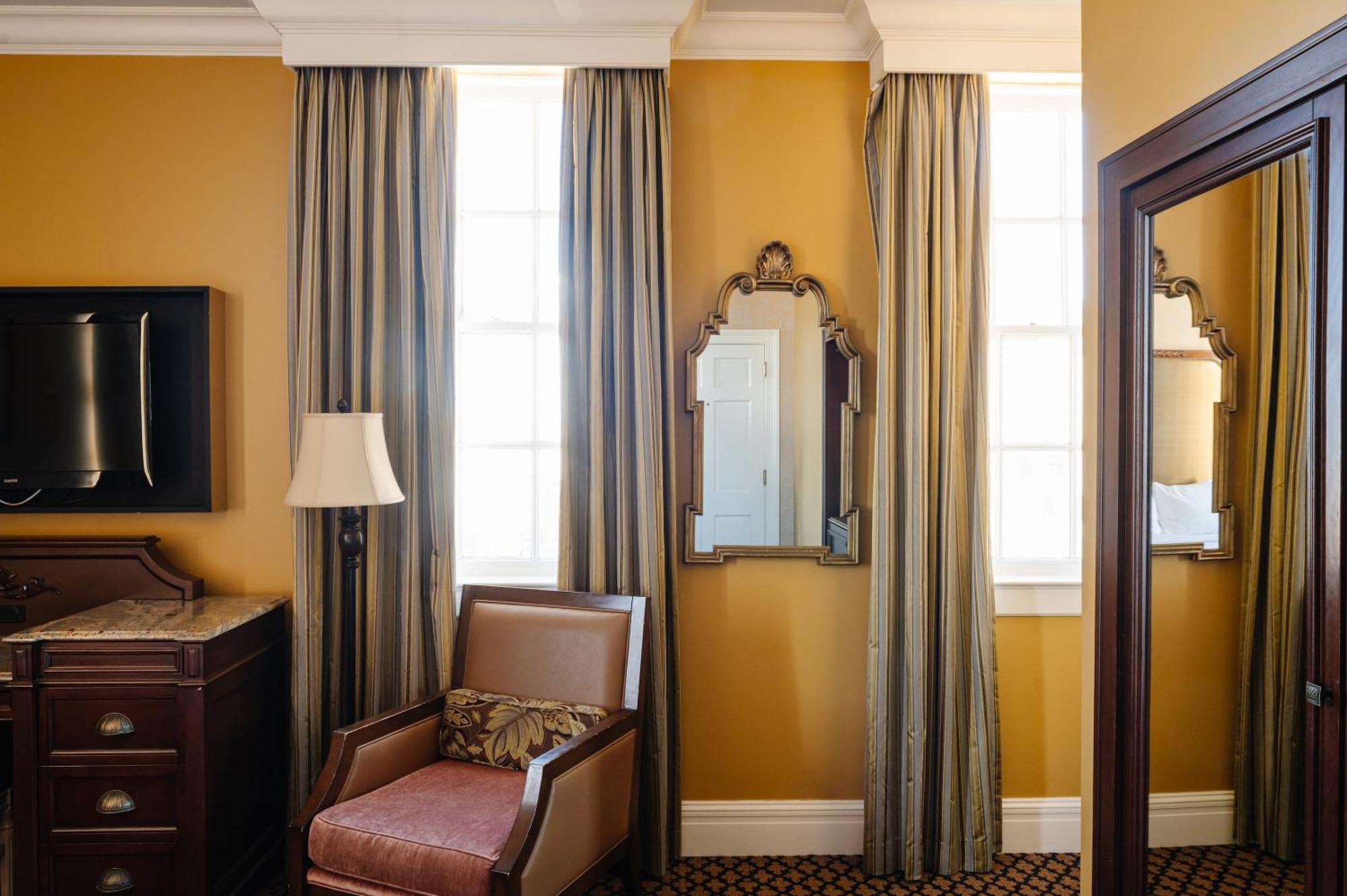 Hotel The Lafayette New Orleans By Kasa Esterno foto