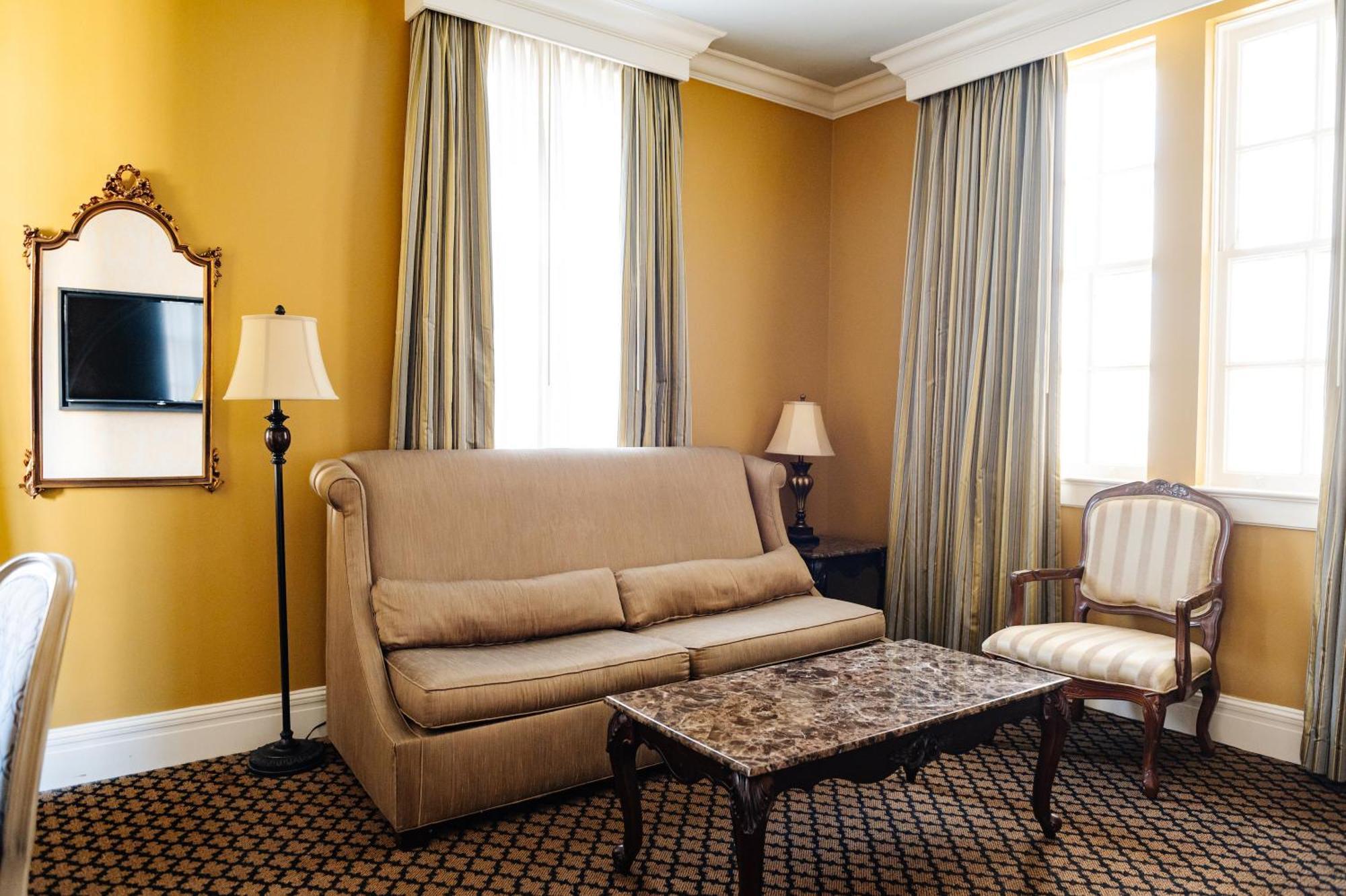 Hotel The Lafayette New Orleans By Kasa Esterno foto