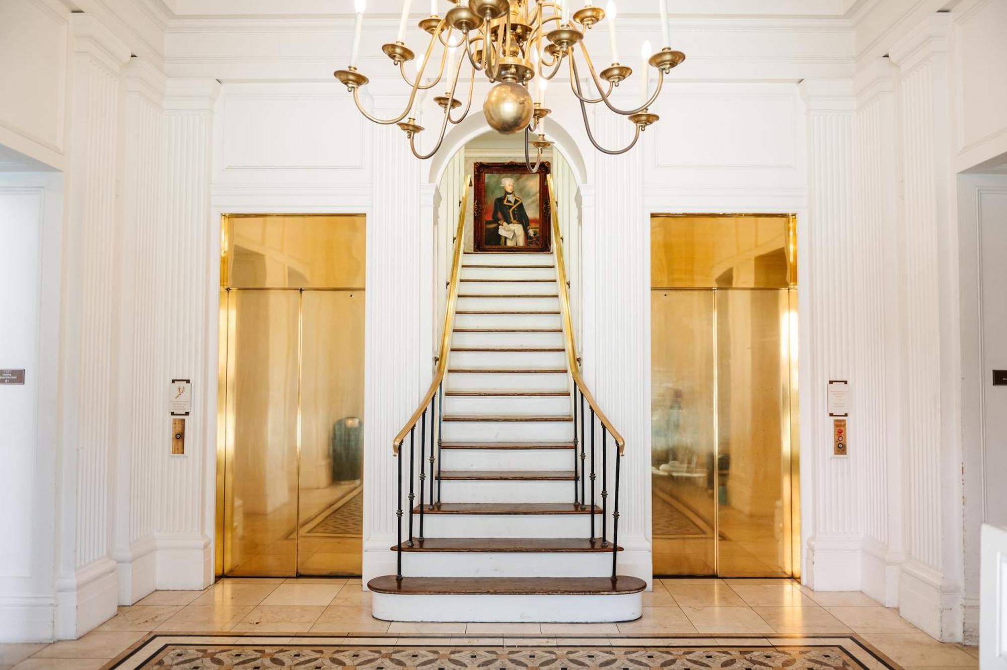 Hotel The Lafayette New Orleans By Kasa Esterno foto